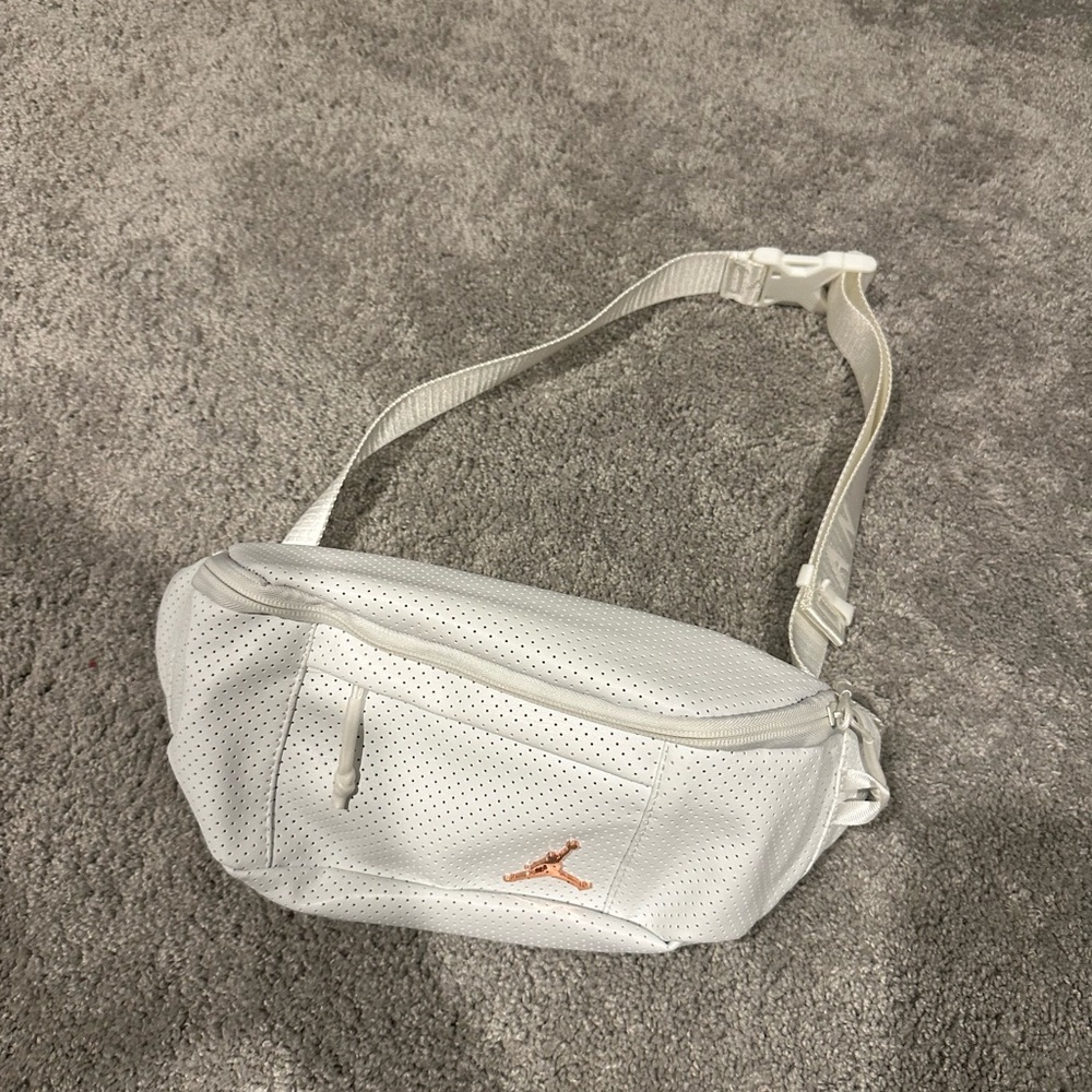 Jordan fanny pack